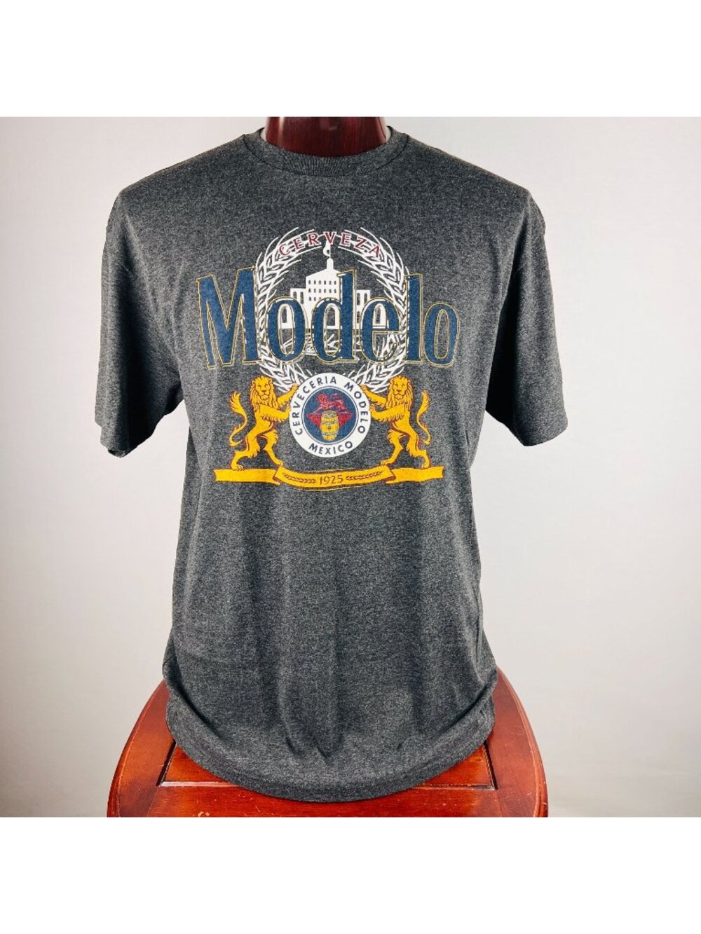 Modelo Cerveza Beer Mexico XL T-Shirt Shirt